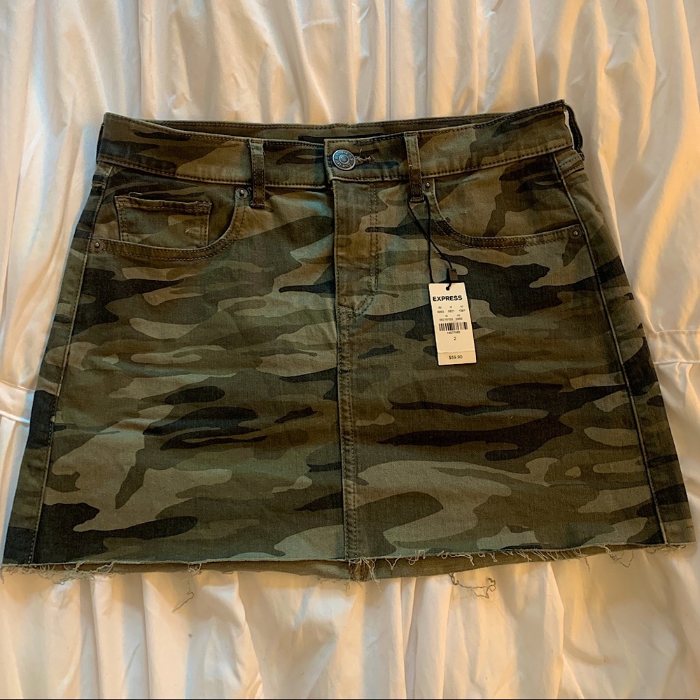 Express Camp Mini Skirt Size 2 New With Tags